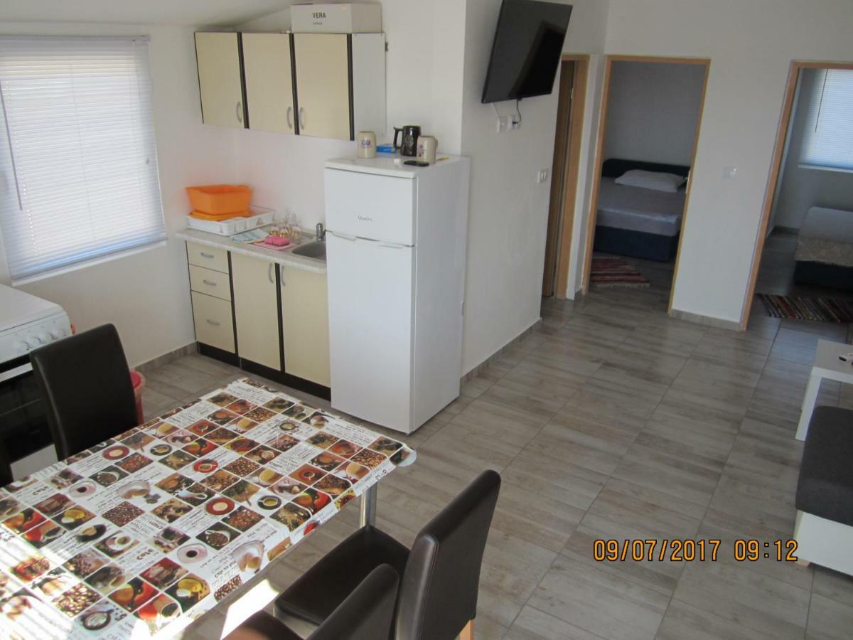 Apartment Nena Vir Extérieur photo